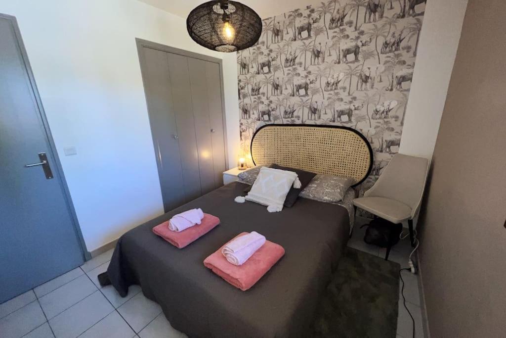 Cocoon'Isle - Jardinet- Jacuzzi Apartment L'Isle-sur-la-Sorgue Exterior photo
